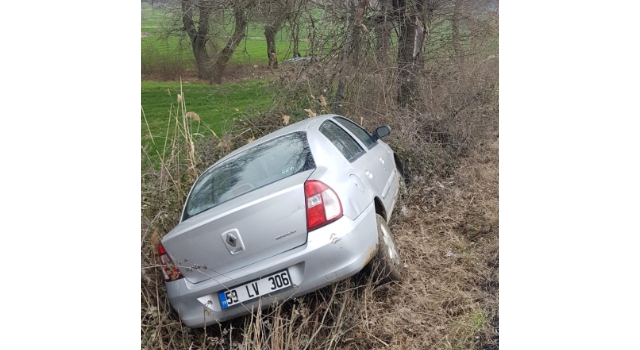 Malkara'da Trafik Kazası: Otomobil Sürücüsü Yaralandı