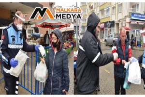 Büyükşehir Belediyesince Üretilen Maskelerin Dağıtımı Sürüyor